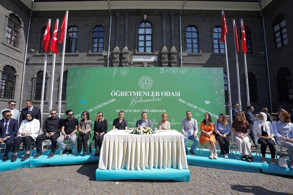 Milli Eğitim Bakanı Yusuf Tekin’den öğretmen atamalarına
ilişkin açıklama: Öğretmen atamaları ne zaman belli olacak? - 1