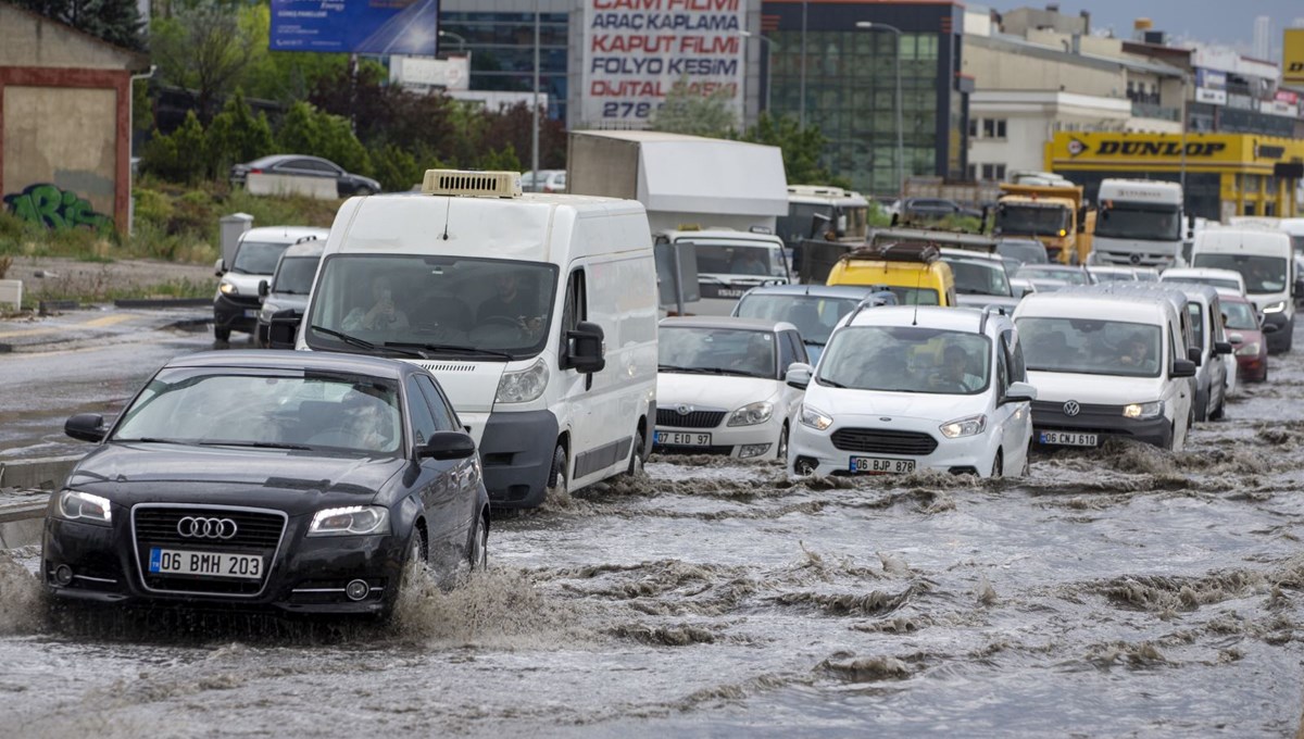 Ankara’da sağanak yeniden bastırdı
