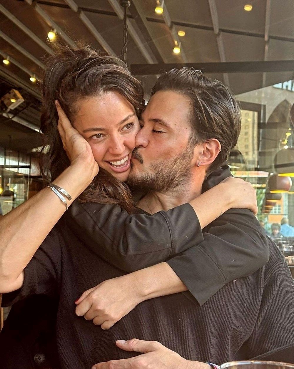 Pelin Akil ile Anıl Altan boşanıyor mu? Akil'den manidar paylaşım geldi - 2