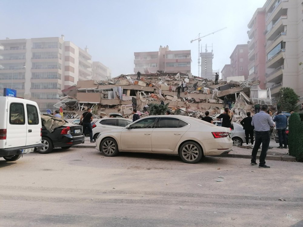 Son Deprem: İzmir'deki 6.6'lık depremden kareler - 15