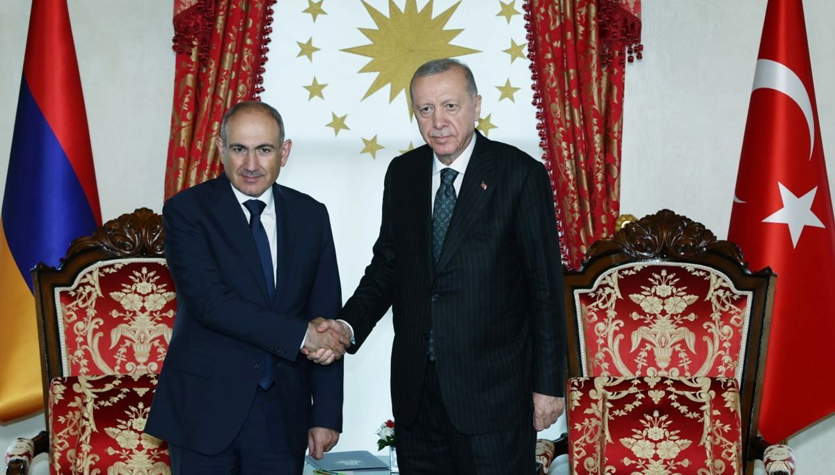 Erdoğan, Paşinyan'ı kabul etti