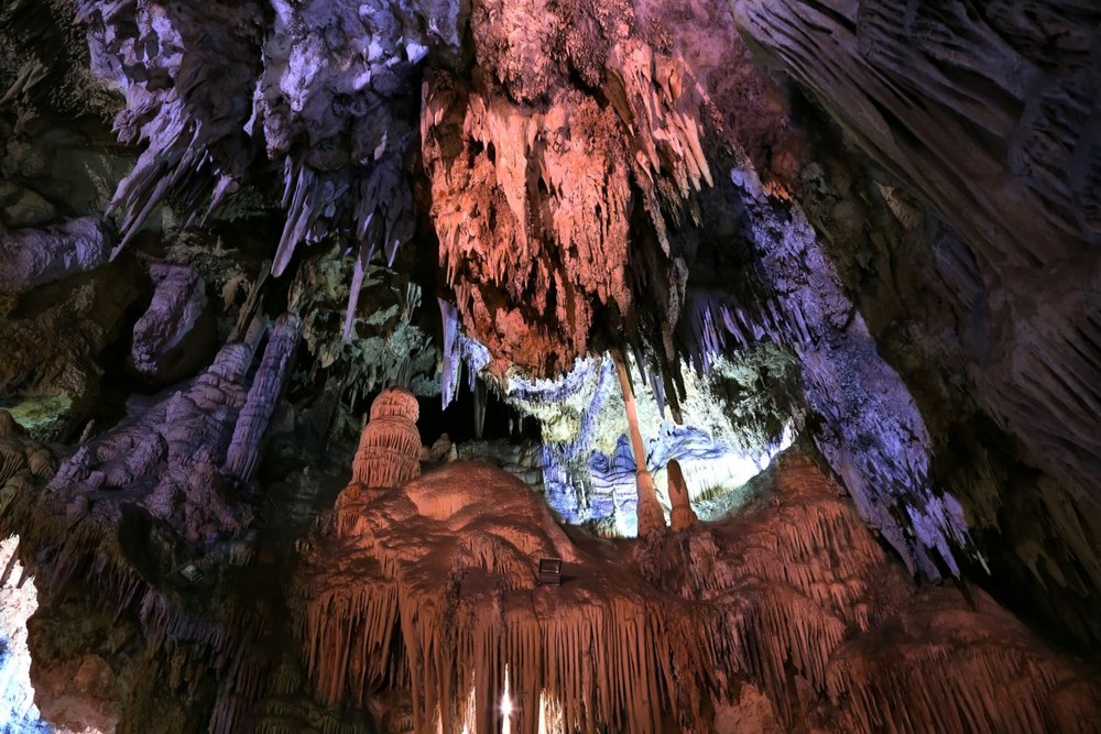 Avrupa'nın en eski turizm merkezi Nerja Mağaraları 41 bin yıldır ziyaret ediliyor - 4
