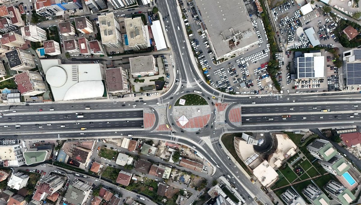 Çekmeköy Yenidoğan Kavşağı açıldı