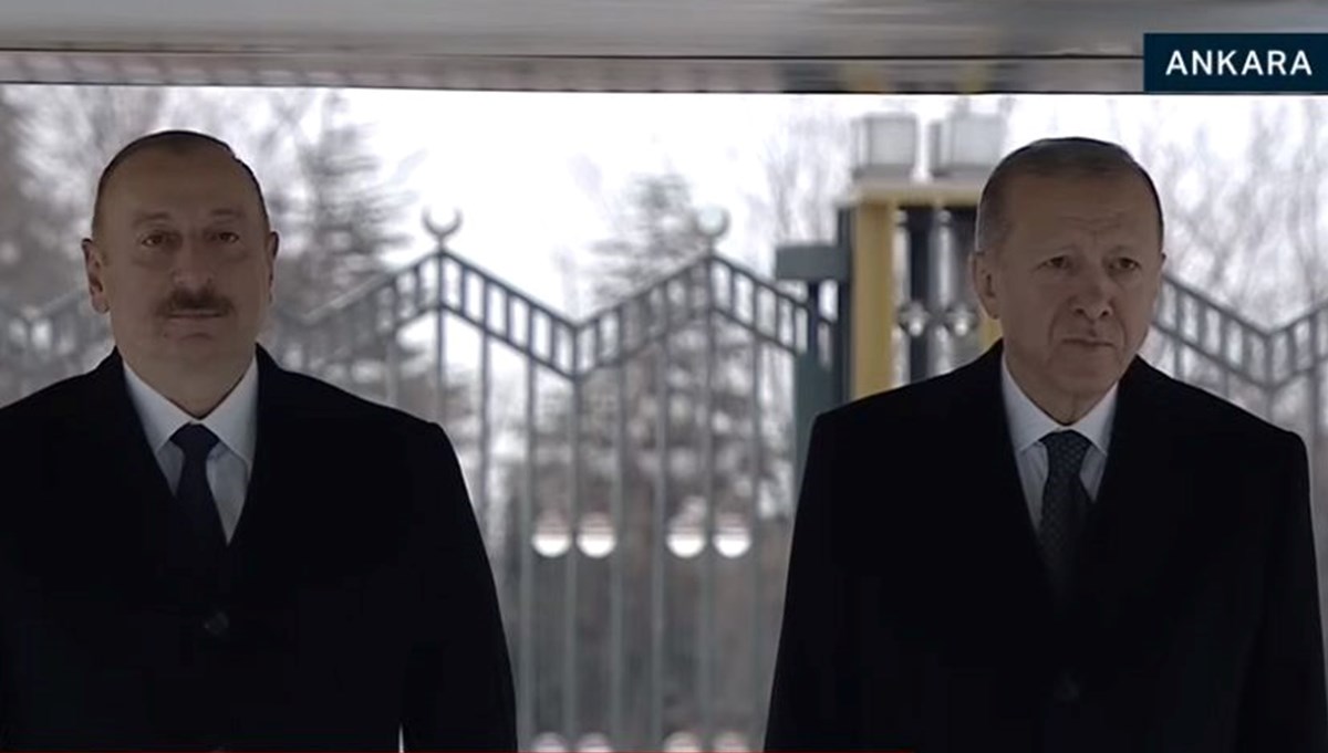 Azerbaycan Cumhurbaşkanı Aliyev’den seçim sonrası ilk ziyaret Ankara’ya: Cumhurbaşkanı Erdoğan tarafından törenle karşılandı Azerbaycan Cumhurbaşkanı Aliyev’den seçim sonrası ilk ziyaret Ankara’ya: Cumhurbaşkanı Erdoğan tarafından törenle karşılandı