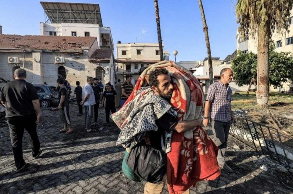 Sanat dünyasından İsrail'in hastane saldırısına tepki - 3