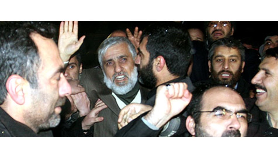 Hizbullah'a gece yarısı operasyonu