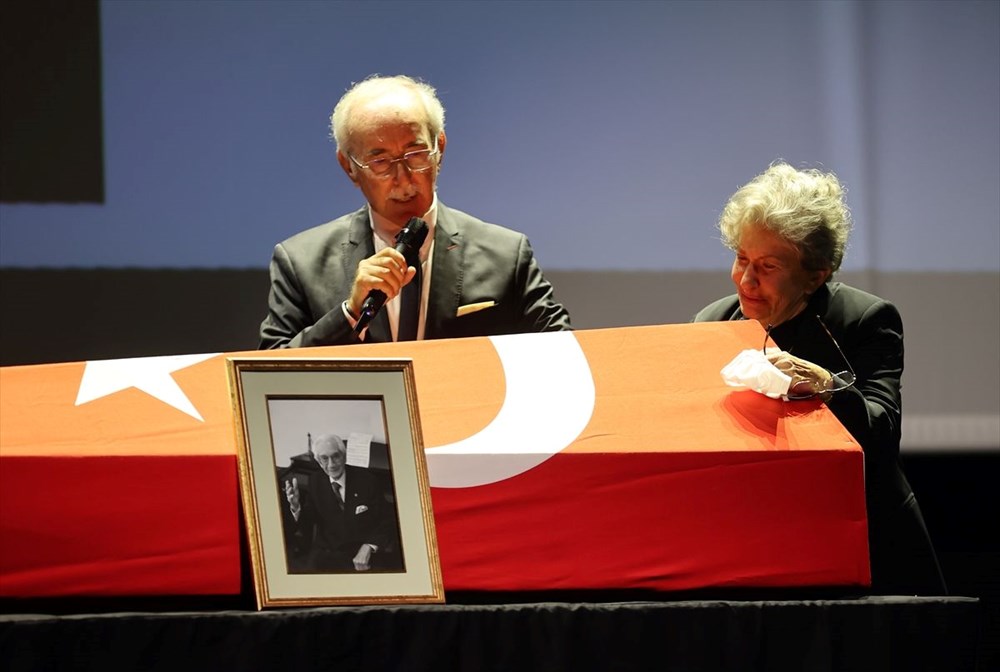 Sanatçı Prof. Dr. Alaeddin Yavaşca'ya veda - 8
