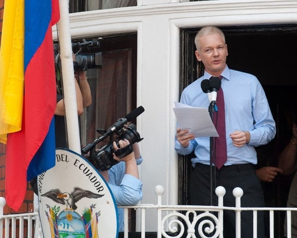 Julian Assange destekçileri İsveç'te protesto gösterisi düzenledi - 1