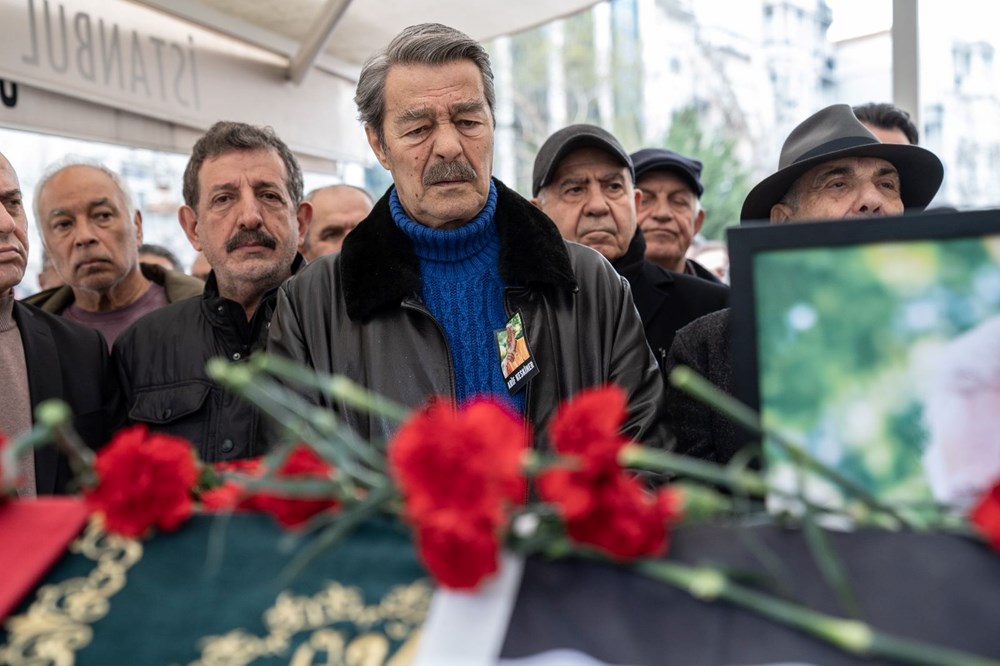 Yapımcı Arif Keskiner son yolculuğuna uğurlandı - 5
