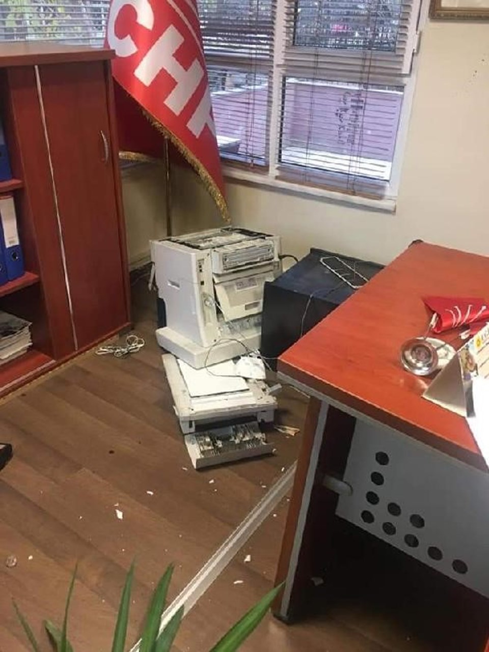Kayseri'de CHP ilçe binasına saldırı - 2