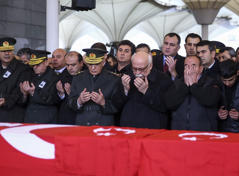 Ankara'daki saldırıda yaşamını yitirenler uğurlanıyor - 3