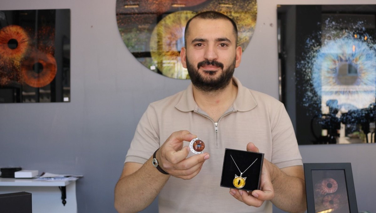 Çektiği iris fotoğraflarını takı ve tabloya dönüştürüyor: ''İlk uygulayan kişi benim''