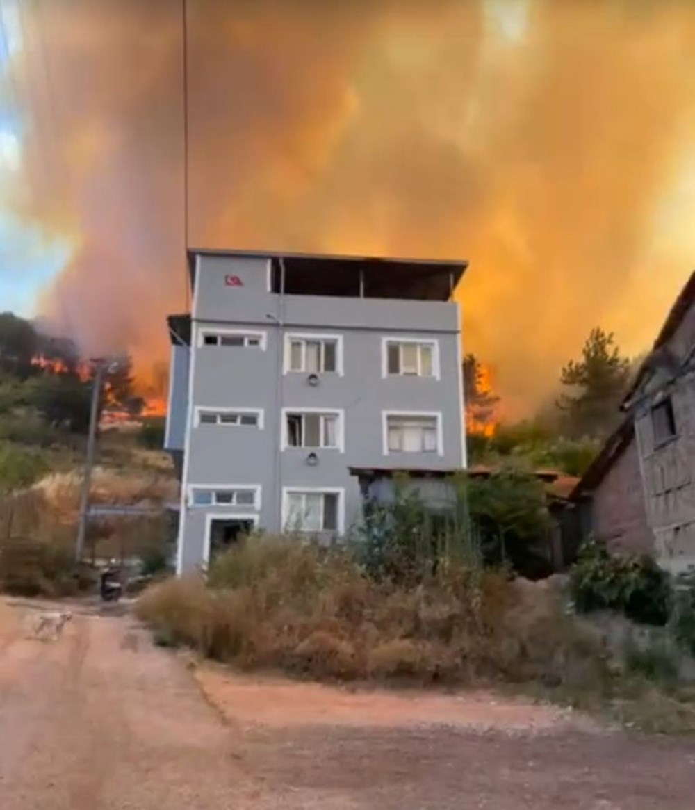 Antalya, Sakarya, Bursa ve Kahramanmaraş'ta yangın: Alevler evlere yaklaştı - 7