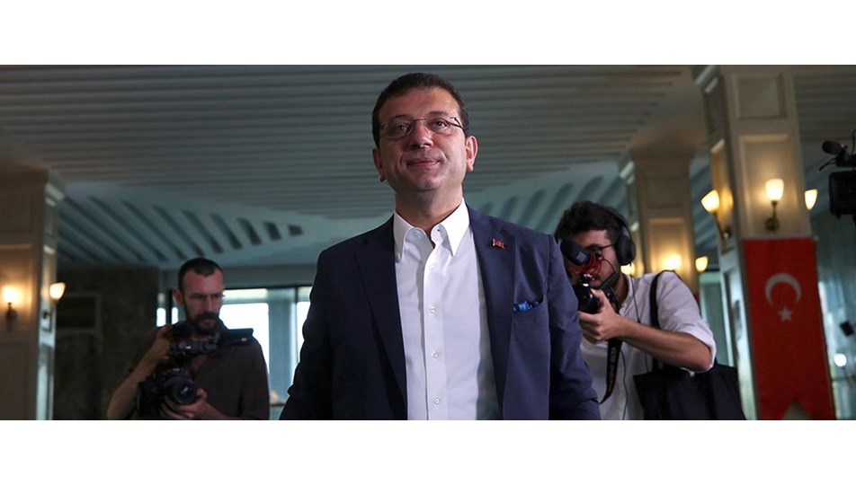 Ekrem İmamoğlu mesaisine başladı