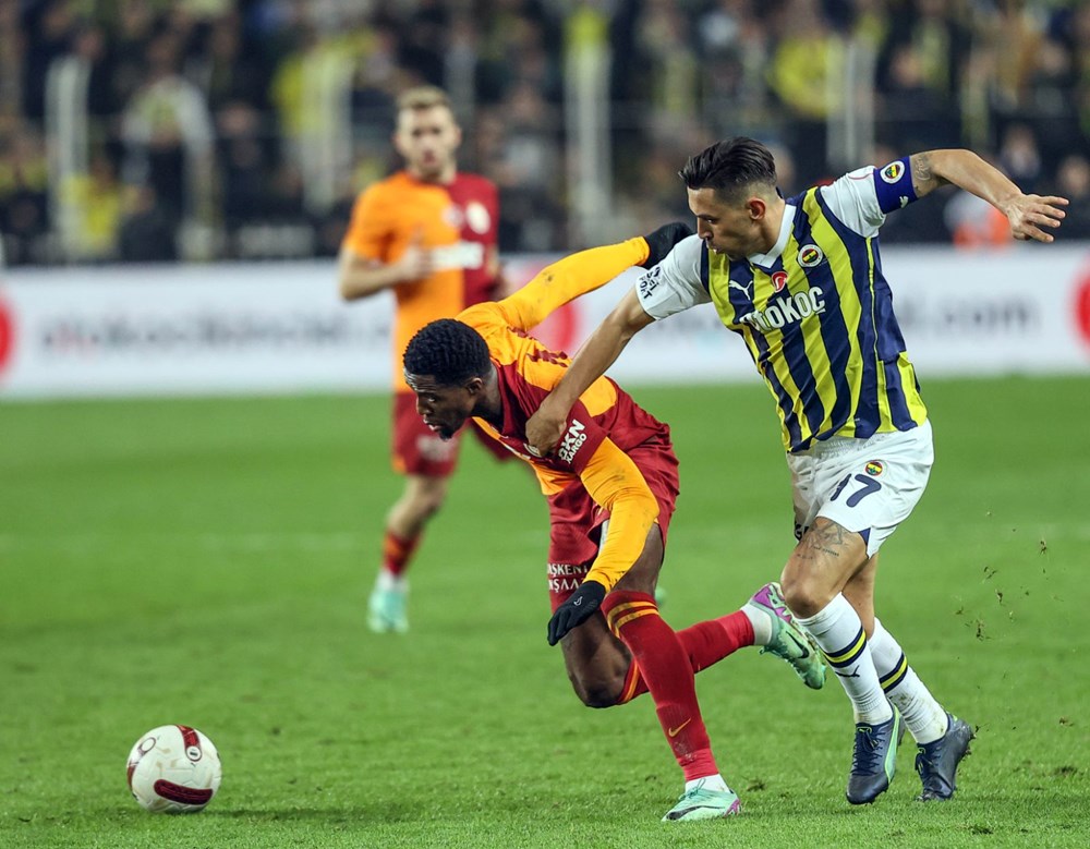 Galatasaray-Fenerbahçe Süper Kupa final maçı ne zaman, saat kaçta ve hangi kanalda canlı olarak yayınlanacak? Kritik derbide muhtemel 11'ler belli oldu - 3