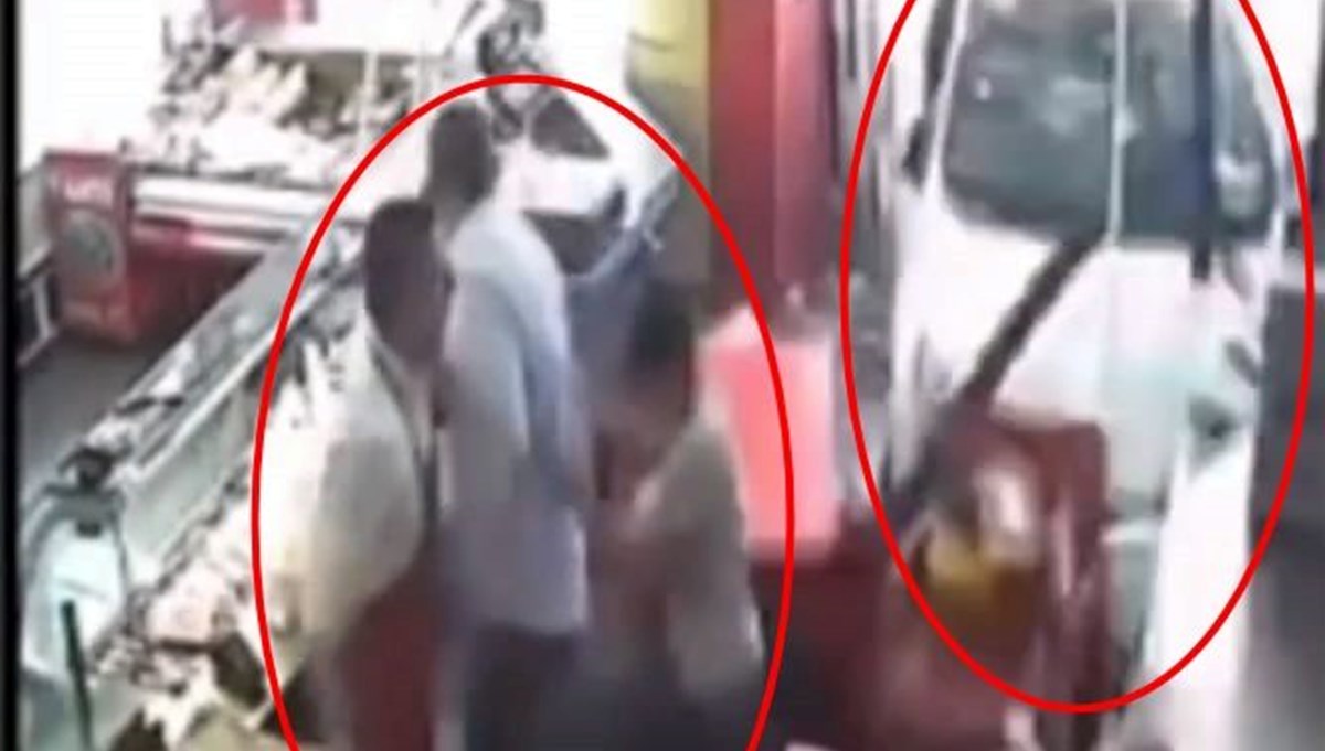 Otomobil kasap dükkanına daldı Otomobil kasap dükkanına daldı