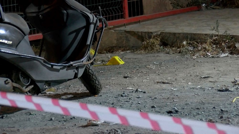 İstanbul'da kafeye kurşun yağmuru: Yaralılar var - 3