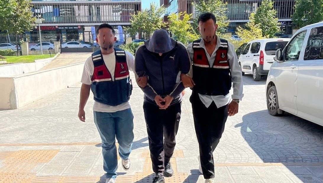 Hırsızlık suçundan aranan şüpheli yakalandı