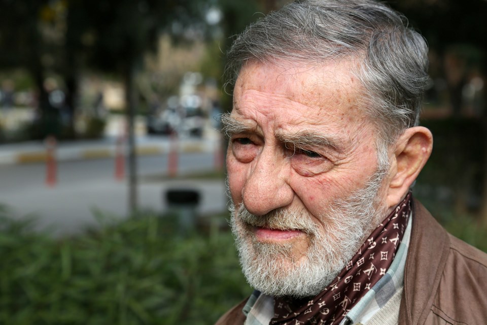 Ahmet Mekin'in eşi Kumral Şükran yaşamını yitirdi (63 yıllık birliktelik) - 1