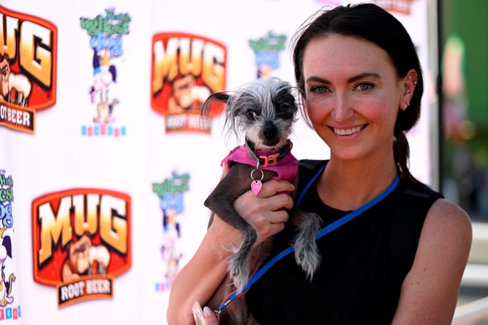 Dünyanın ən çirkin iti sahibinə 5 min dollar qazandırıb.