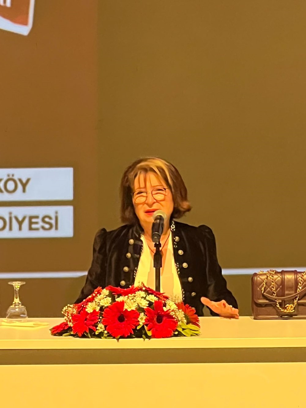 Yalı Çapkını ve Çöp Adam'ın esin kaynağı Gülseren Budayıcıoğlu: Aslında herkesin hayatı bir romandır - 4