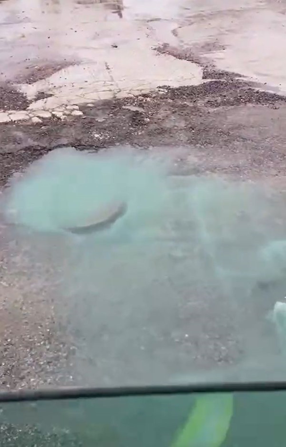 Rögardan mavi su fışkırdı! AFAD inceleme başlattı - 3