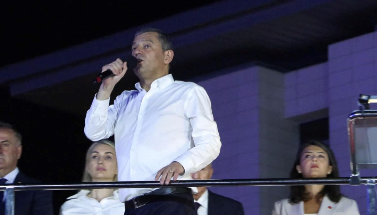 Özgür Özel, Zeytinburnu'nda konuştu