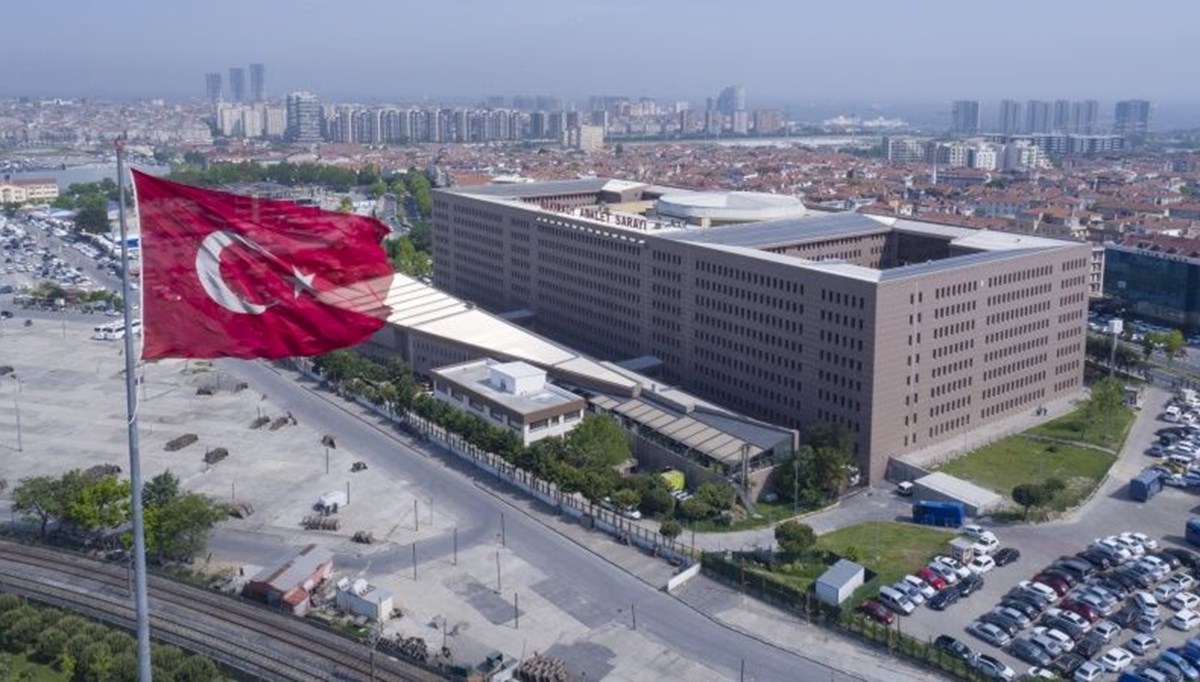 Bakırköy Adliyesi’nde lostracı vurgunu: “120 bin liraya dosyayı kapatırız” Bakırköy Adliyesi’nde lostracı vurgunu: “120 bin liraya dosyayı kapatırız”