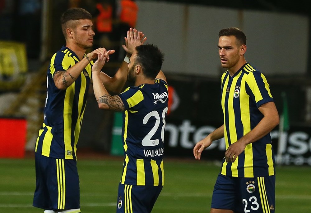 Galatasaray Fenerbahçe derbisi ne zaman, saat kaçta, hangi kanalda canlı yayınlanacak Galatasaray Fenerbahçe derbisi ne zaman, saat kaçta, hangi kanalda canlı yayınlanacak