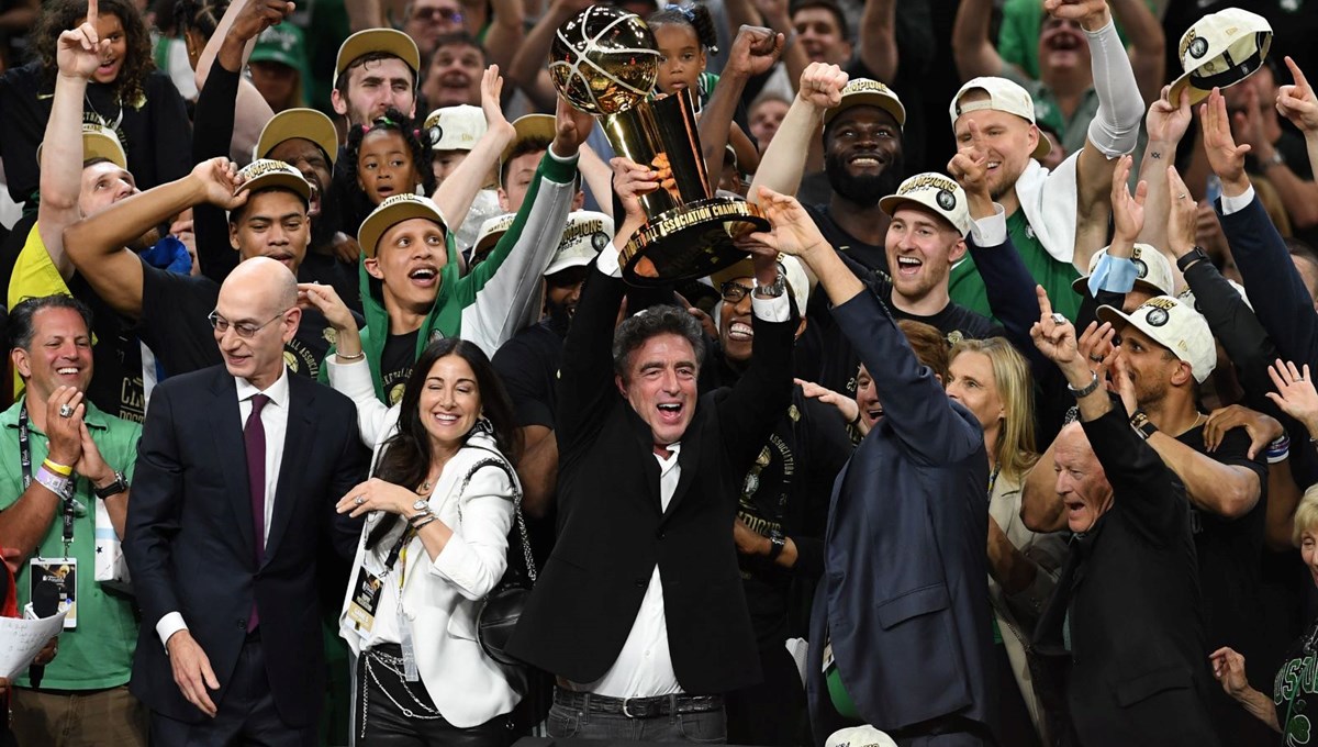 NBA'de sürpriz karar: Şampiyon Boston Celtics 22 sene sonra satılıyor NBA'de sürpriz karar: Şampiyon Boston Celtics 22 sene sonra satılıyor