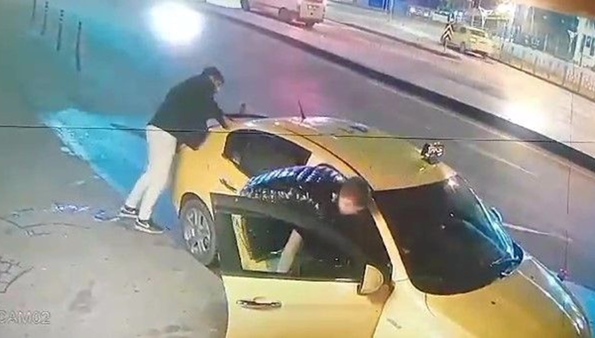 Olaylı yılbaşı gecesi: İstediği olmayınca taksiyi gasp etti, kaza yaptı Olaylı yılbaşı gecesi: İstediği olmayınca taksiyi gasp etti, kaza yaptı