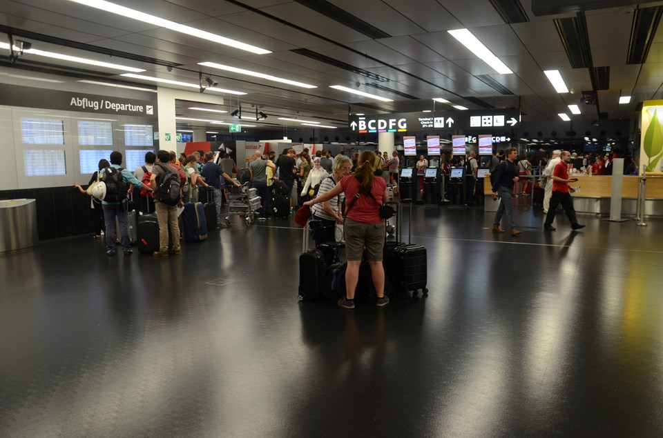 Viyana havalimanında "teknik arıza" kaosu - 1