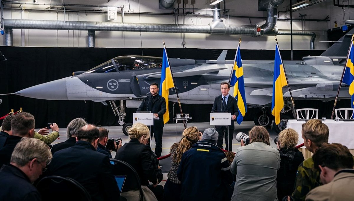 Ukrayna, İsveç’ten Gripen savaş uçağı alacak Ukrayna, İsveç’ten Gripen savaş uçağı alacak