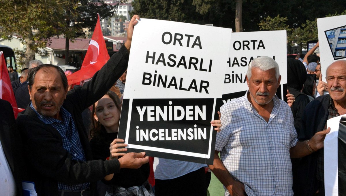 500 depremzededen orta hasarlı binalar için düdüklü eylem