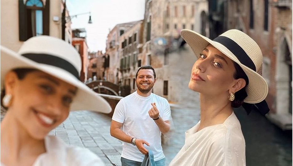 Özge Özacar'ın Venedik paylaşımlarına beğeni yağdı