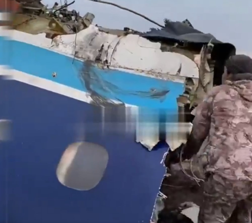 Kazakistan'da 72 kişilik yolcu uçağı düştü: 6 kişi kurtuldu - 5