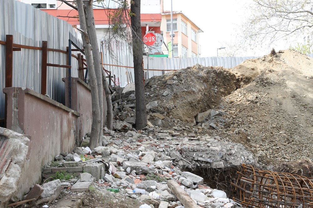 İnşaat yaparken tarihi çeşmeyi yıktılar - 2