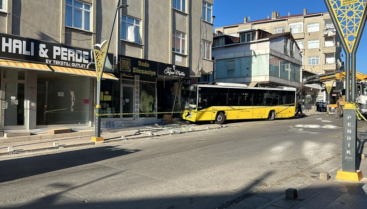 Pendik'te İETT otobüsü iş yerine girdi: 6 yaralı Pendik'te İETT otobüsü iş yerine girdi: 6 yaralı