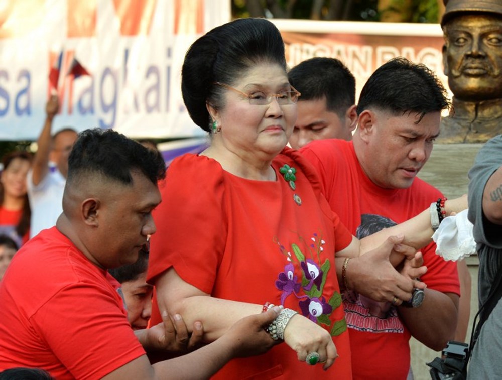 Imelda Marcos Un Mucevherleri Acik Artirmayla Satilacak Ntv