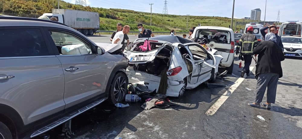 TEM'de 6 araçlı zincirleme kaza: 9 yaralı - 2