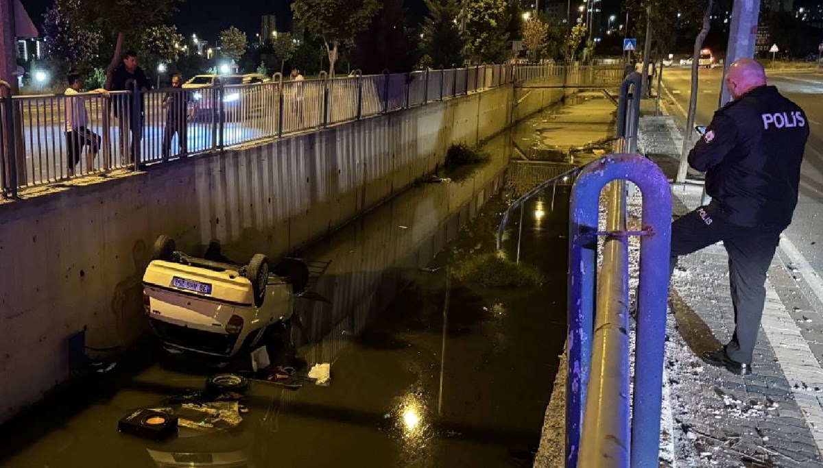 Bariyeri kırıp kanala devrildi