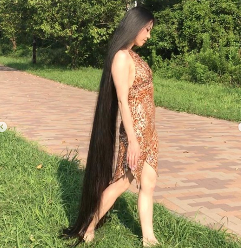 15 yıldır saçlarını kestirmeyen 'Japon Rapunzel’in saçlarıiki metreye ulaştı - 7