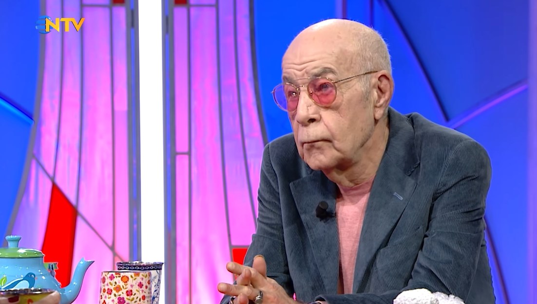 Mazhar Alanson, Bambaşka Sohbetler'in 500'üncü bölüm konuğu oldu