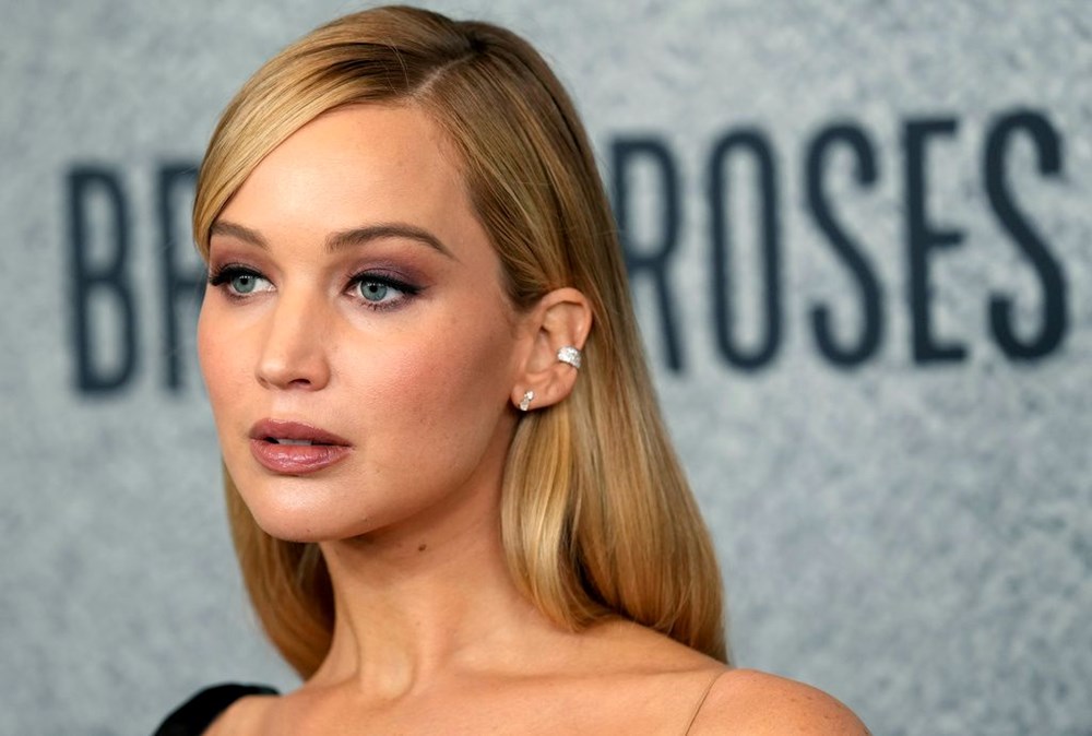 Oscar'lı oyuncu Jennifer Lawrence'ın hamilelik stili çok beğenildi - 2