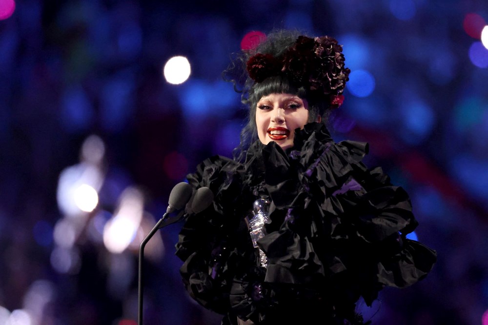 Lady Gaga'dan nişanlısı Michael Polansky'ye aşk dolu kutlama: Yılın en sevdiğim günü - 7