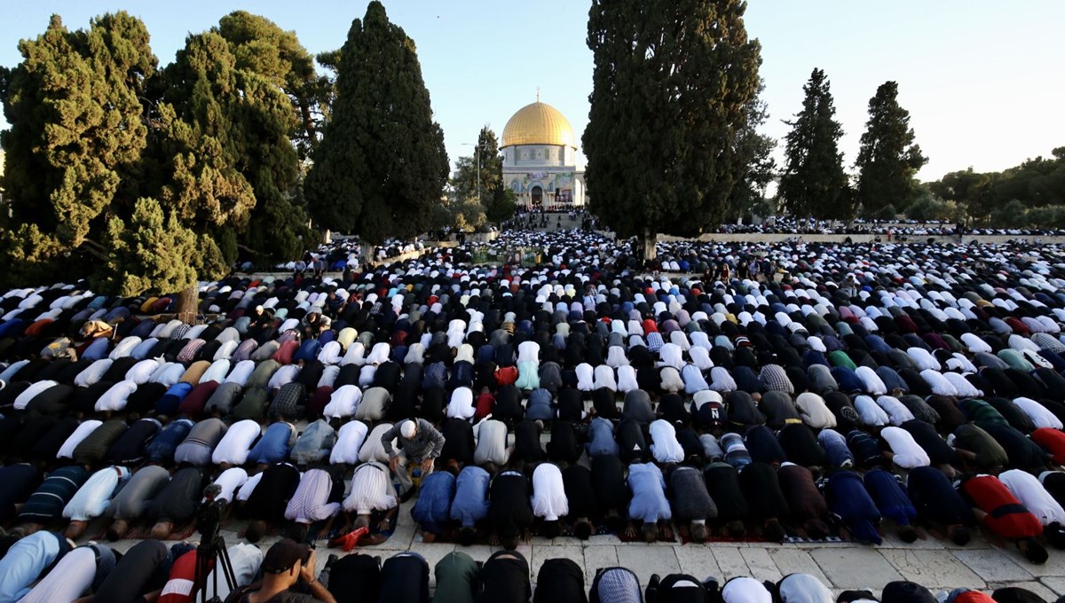 Mescid'i Aksa'da bayram namazı