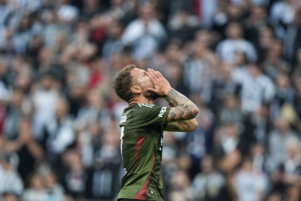 Immobile Beşiktaş'tan ayrılacak mı? Maç biter bitmez karşılık vermek için soluğu mikrofon başında aldı: "Başkanla görüştük" 77