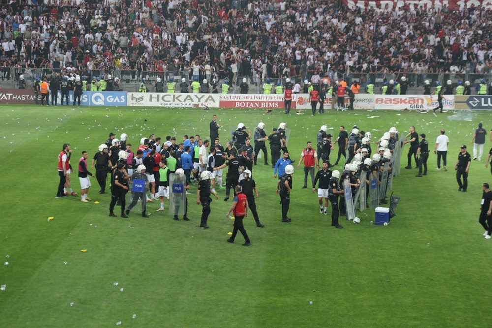 Tatil edilen maç için TFF'den ilk açıklama: Karar ne olacak? - 7