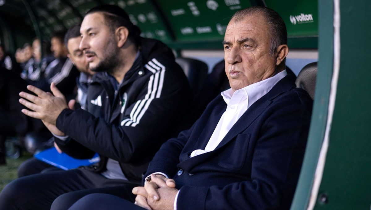 Fatih Terim yönetimindeki Panathinaikos, AEK'yı yendi