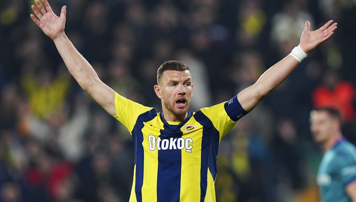 Fenerbahçeli Dzeko'da kırık tespit edildi